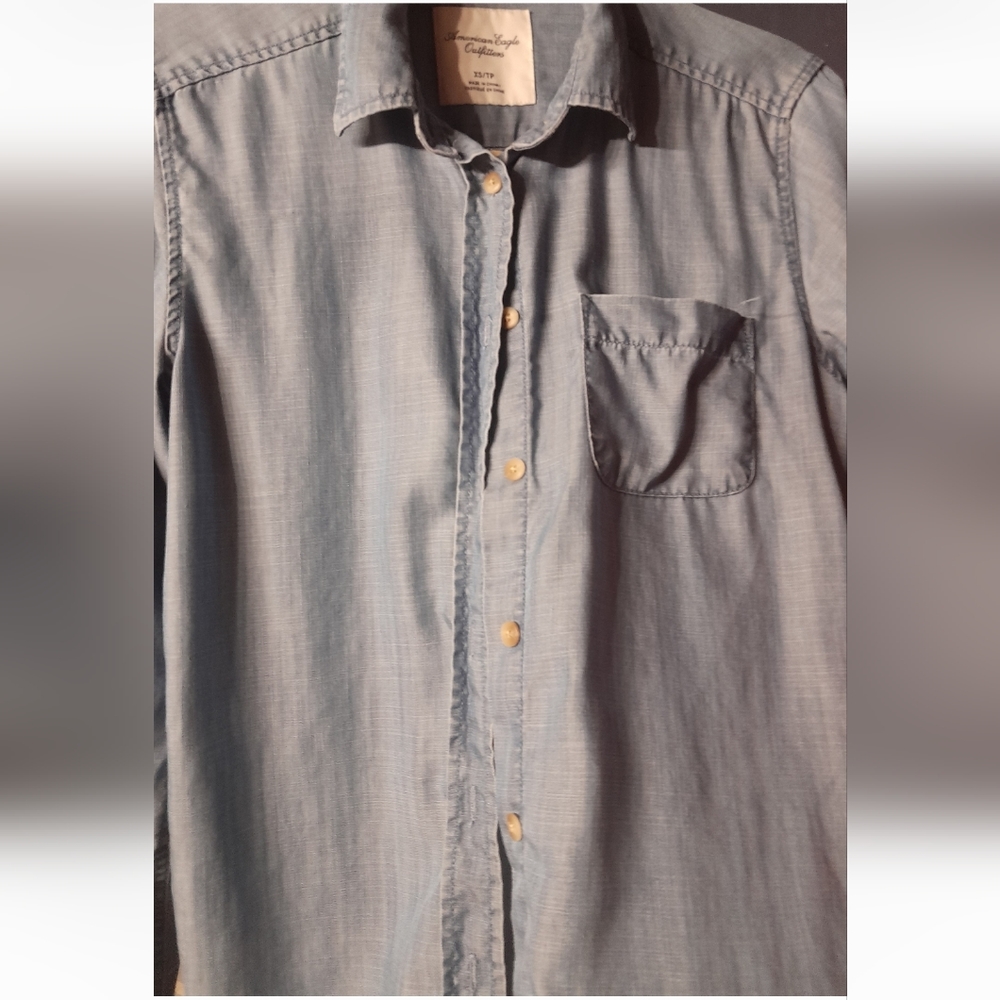 - American eagle long sleeve xs blue euc!